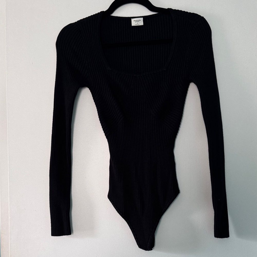 Abercrombie & Fitch Black Ribbed Square-Neck Long-Sleeve Bodysuit